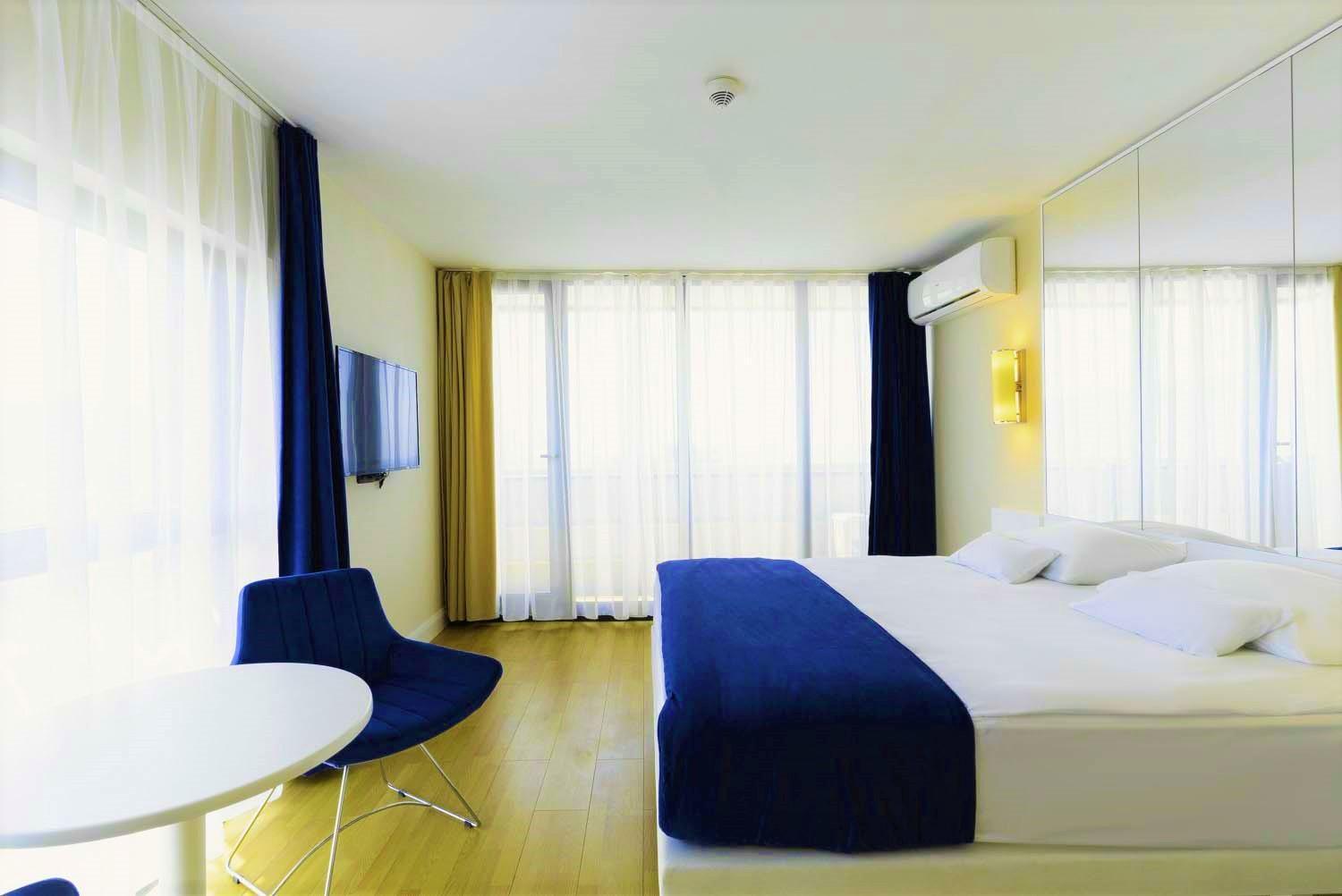 Orbi City Hotel With Sea View Batumi Exterior photo
