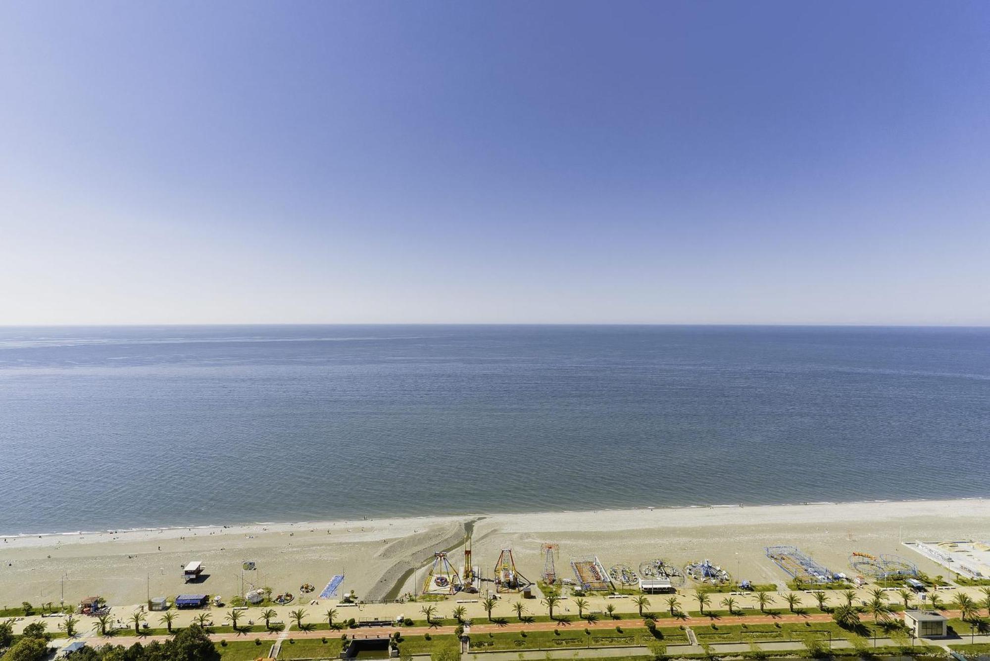 Orbi City Hotel With Sea View Batumi Exterior photo